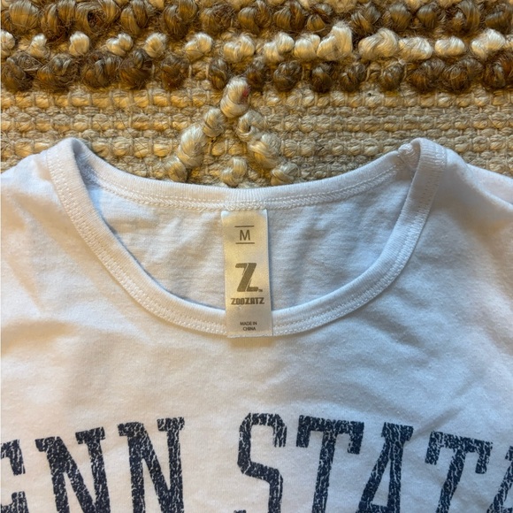 Top - Picture 2 of 2